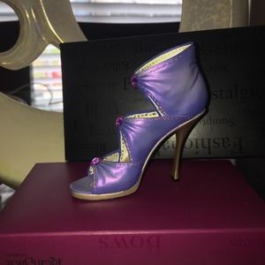 Just The Right Shoe Diamond wrap NWB!